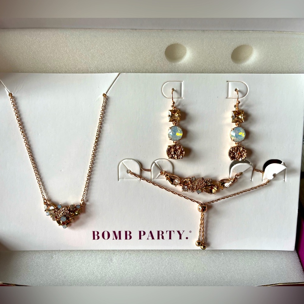 Ring Bomb Party Glam Box - The Calista Set